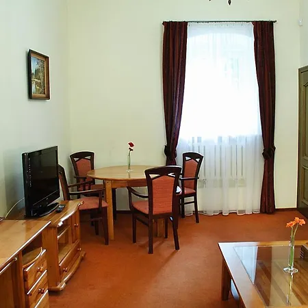 Hotel Przy Oslej Bramie - Zamek Ksiaz Walbrzych Exterior photo