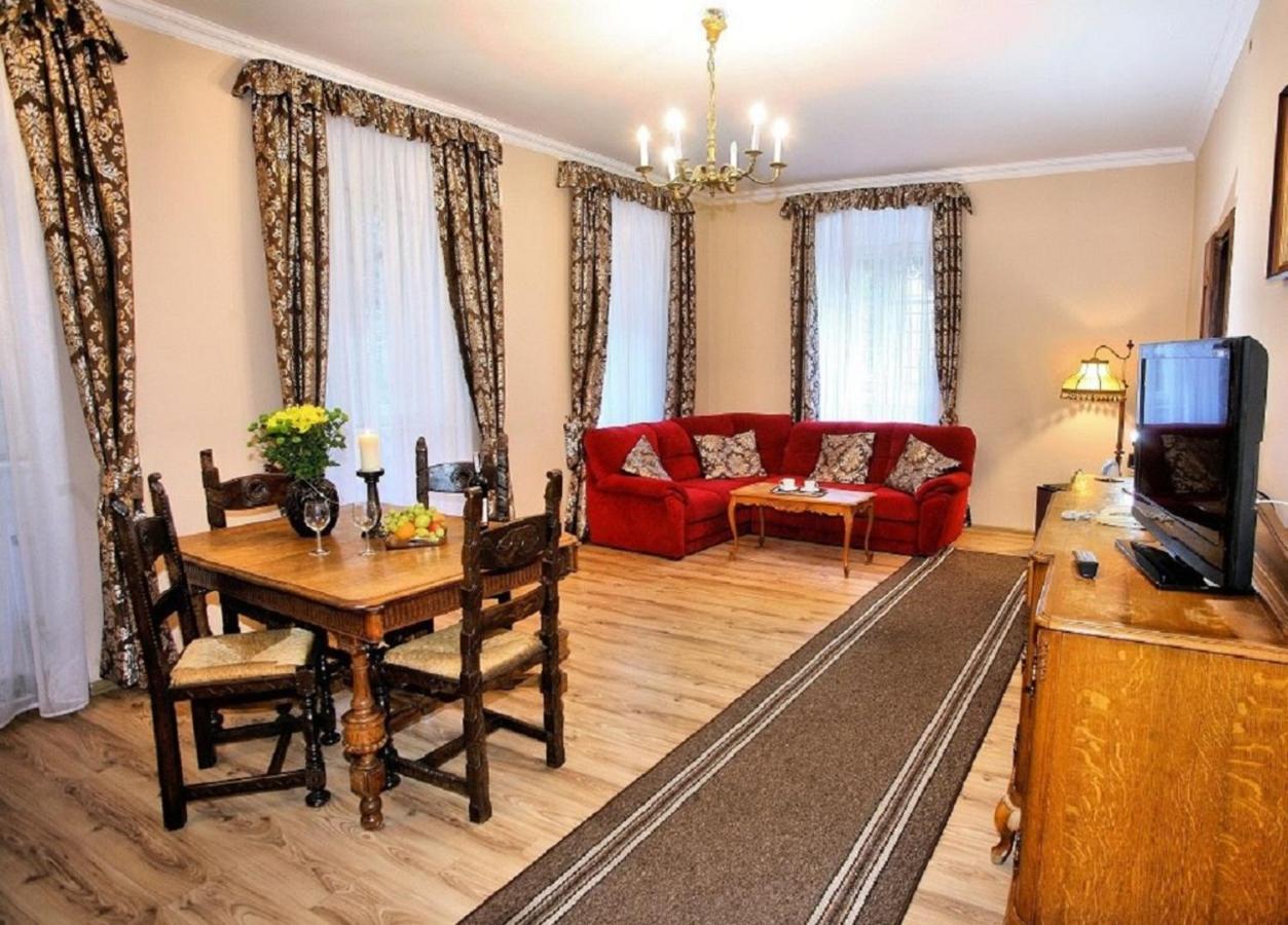Hotel Przy Oslej Bramie - Zamek Ksiaz Walbrzych